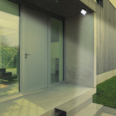 Настенно-потолочный прожектор Novotech Armin 357529 фото Настенно-потолочный прожектор Novotech Armin 357529. Фото №2